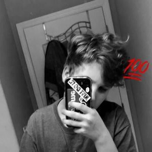 Meet your Posher, Derick